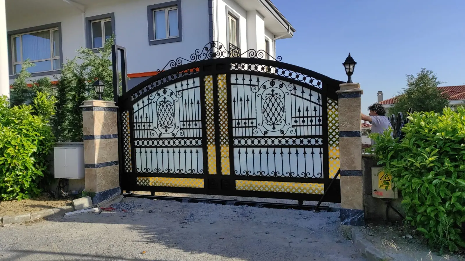 Bahadır Otomatik Kapı galerisinden bir bahçe kapısı uygulaması